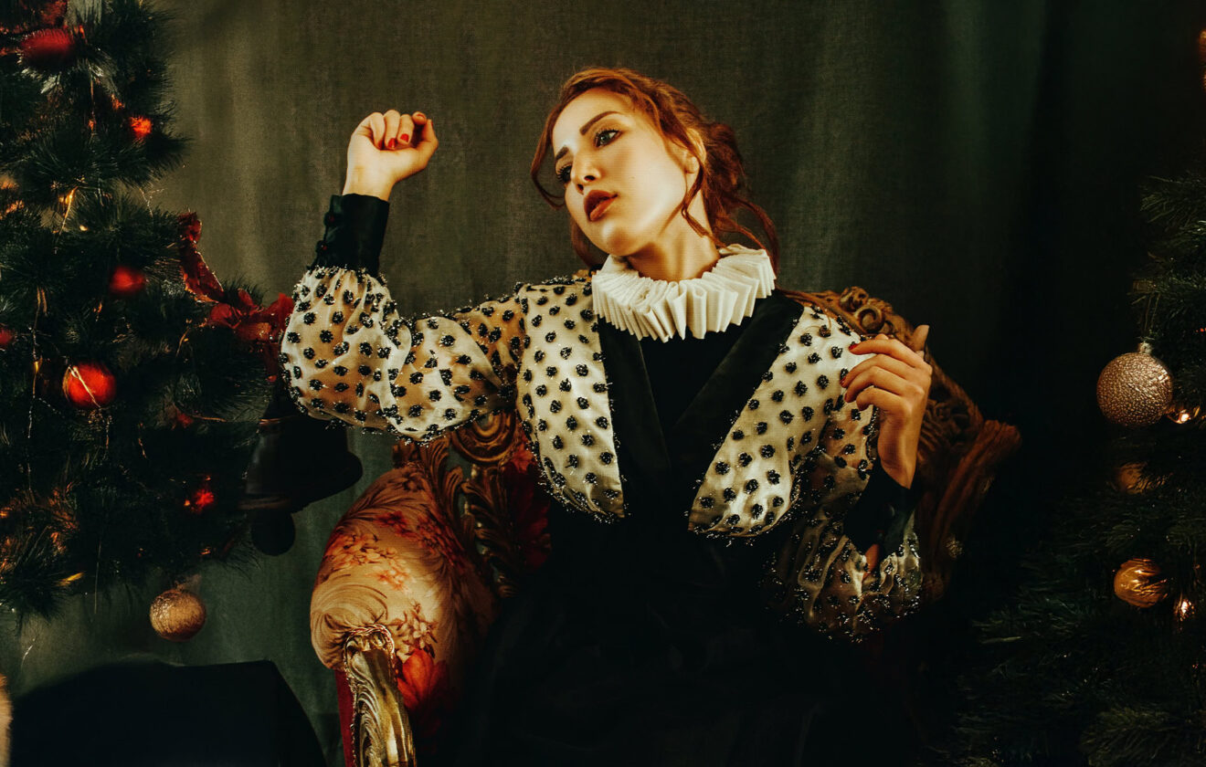 Vintage Elegance: Timeless Fashion Reimagined 1