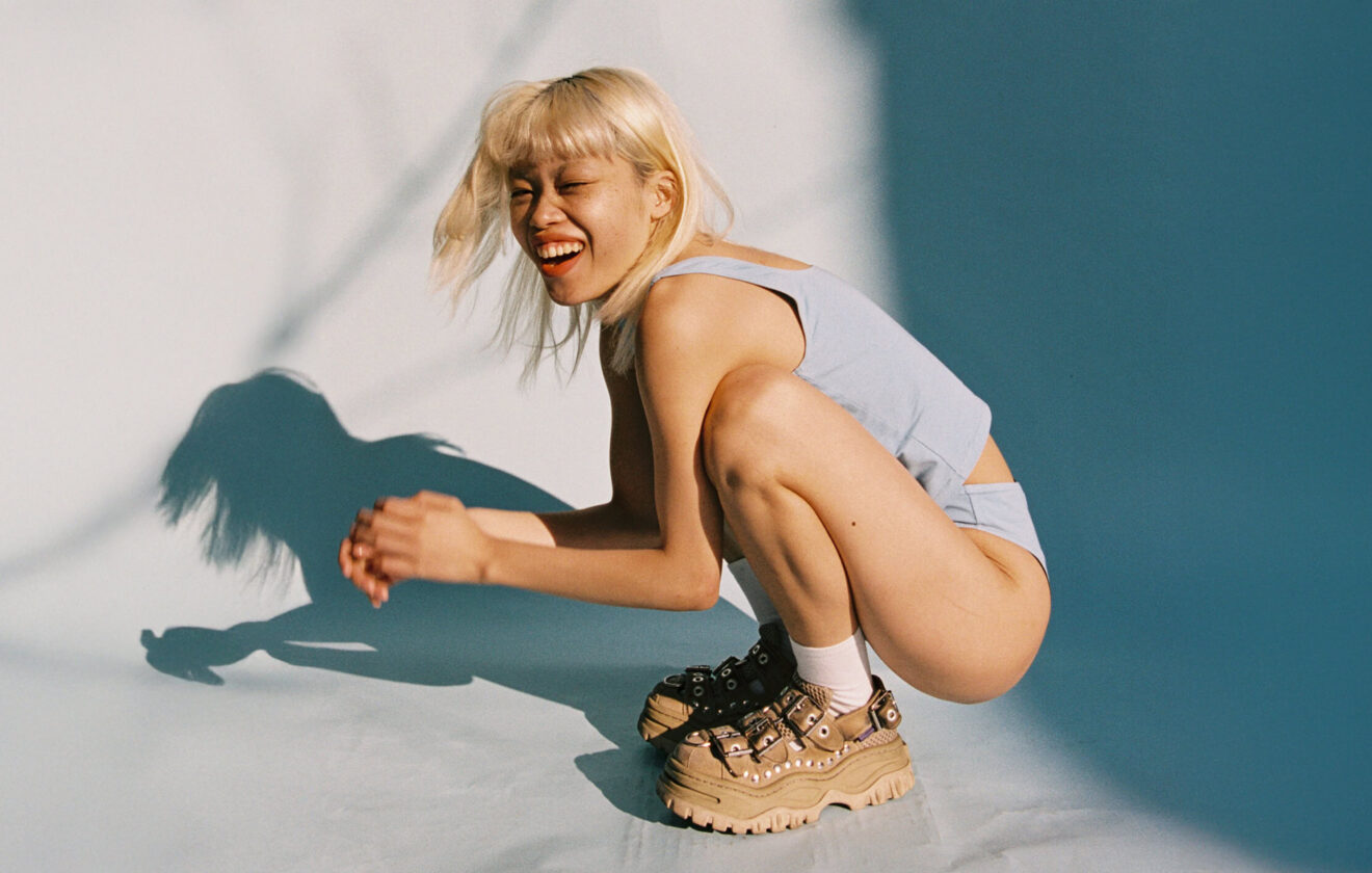 Exploring Modern Fashion Trends Redefining Comfort 1